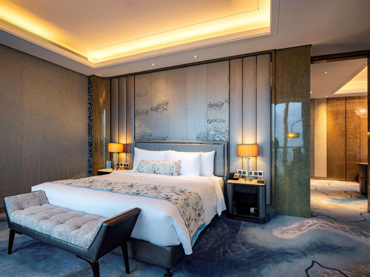Hotel Pullman Yantai Center Exterior foto
