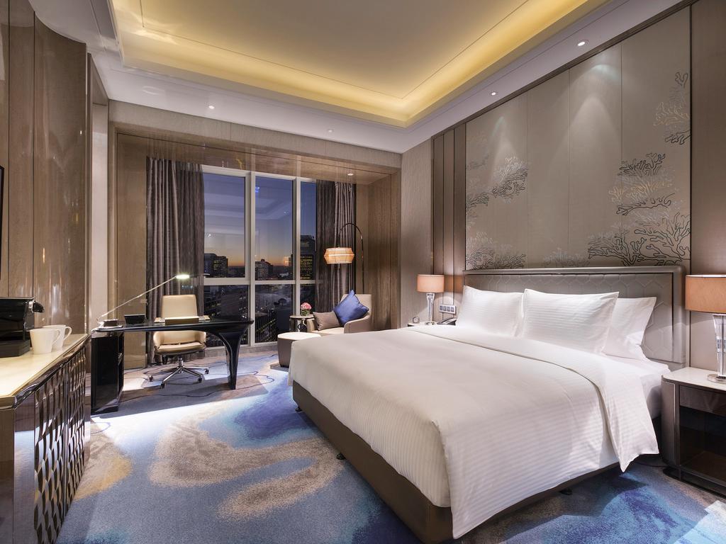 Hotel Pullman Yantai Center Exterior foto
